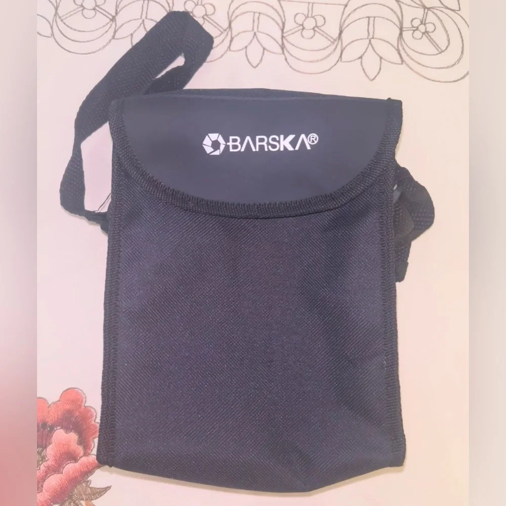 Binoculars with its original bag